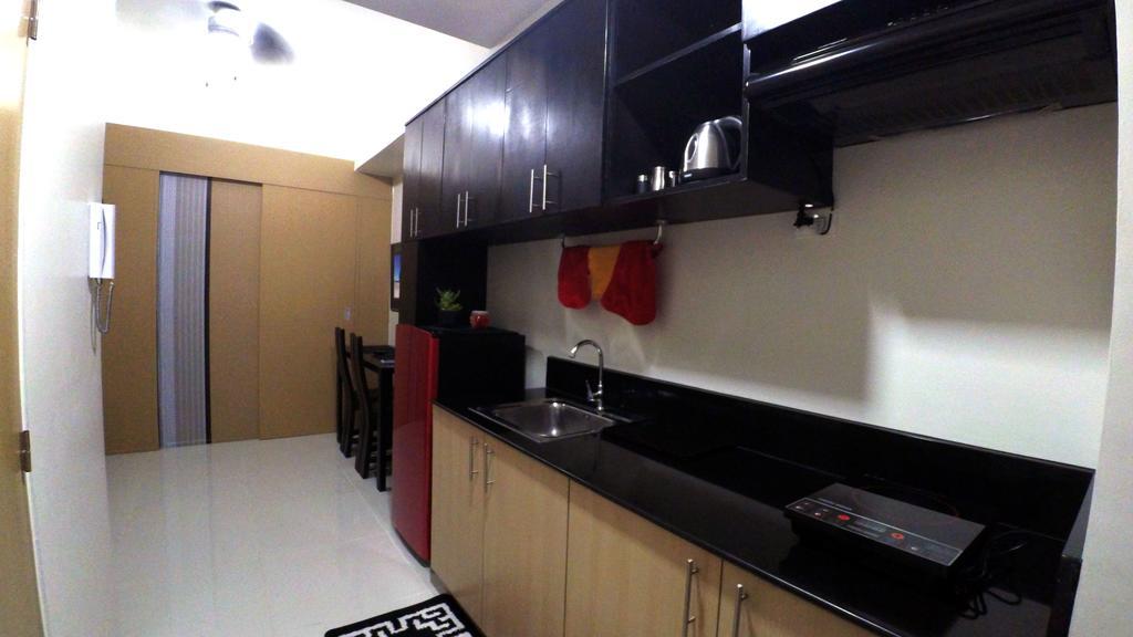 Suite 16 Tagaytay City Bagian luar foto
