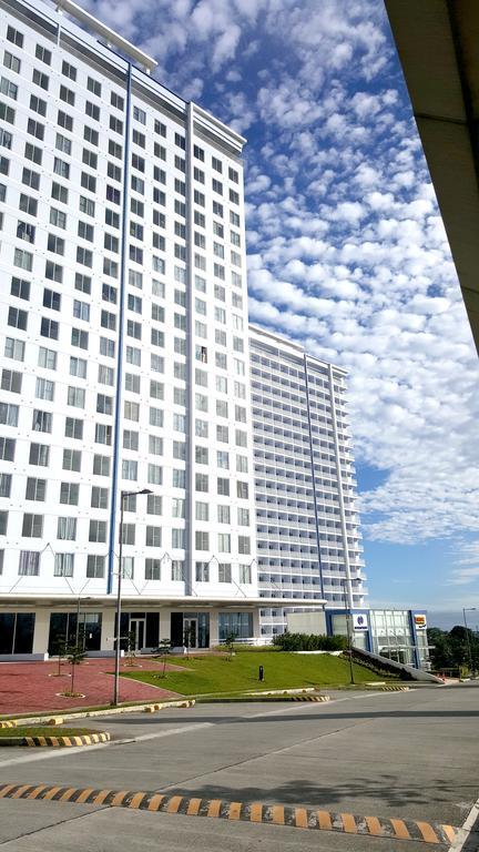 Suite 16 Tagaytay City Bagian luar foto